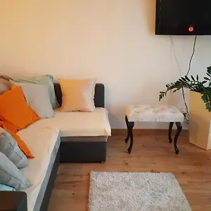  Apartament Przymetrze